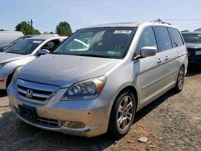 5FNRL38825B065662 - 2005 HONDA ODYSSEY TO SILVER photo 2