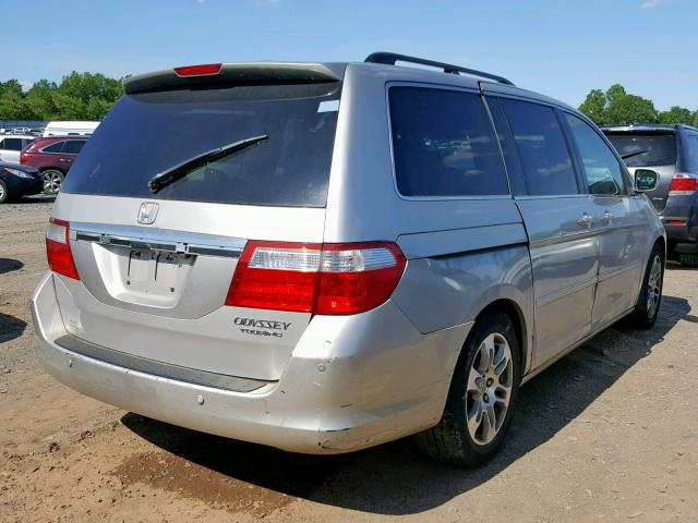 5FNRL38825B065662 - 2005 HONDA ODYSSEY TO SILVER photo 4