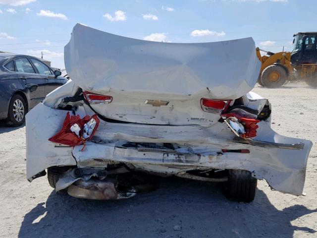 1G11C5SL1FF256016 - 2015 CHEVROLET MALIBU 1LT 白色 照片 9