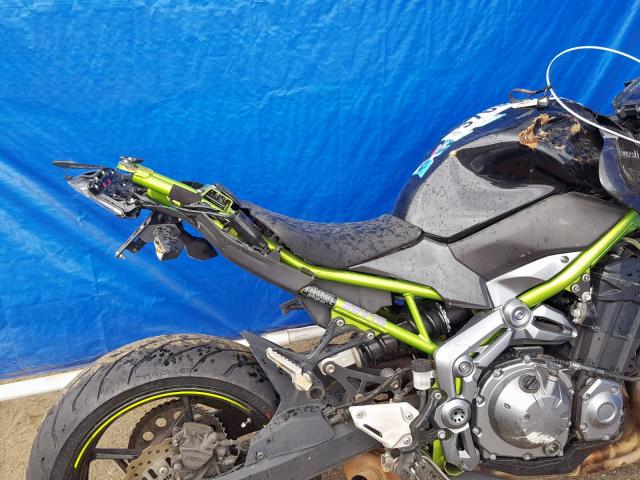 JKAZR2B16HDA16638 - 2017 KAWASAKI ZR900 GRAY photo 6