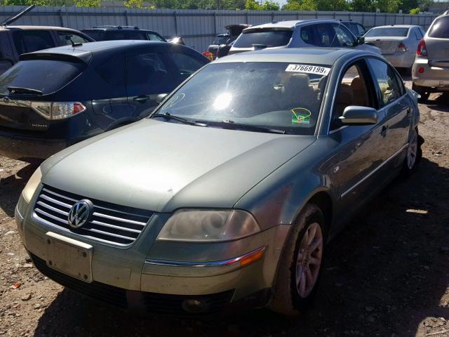 WVWPD63B04P041339 - 2004 VOLKSWAGEN PASSAT GLS GREEN photo 2