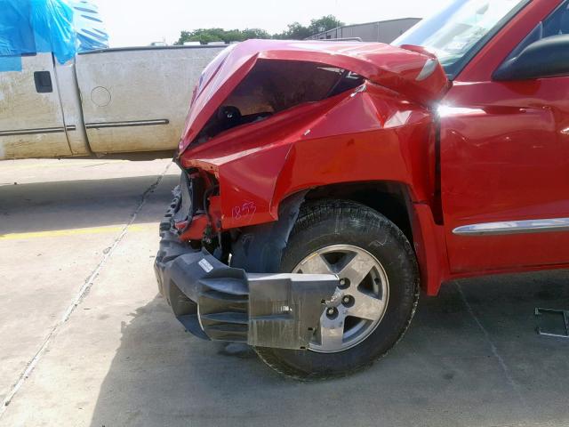 1D7HE58N56S644730 - 2006 DODGE DAKOTA QUA RED photo 9