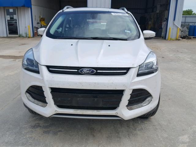 1FMCU0J90GUB14710 - 2016 FORD ESCAPE TIT WHITE photo 9