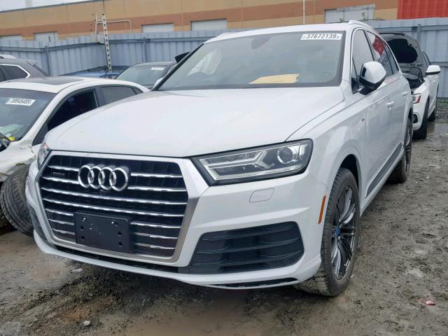 WA1MAAF77JD041092 - 2018 AUDI Q7 PROGRES WHITE photo 2