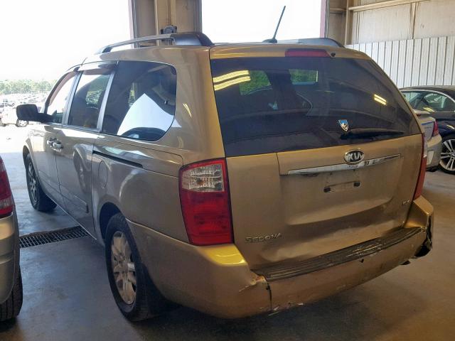 KNDMG4C36A6338480 - 2010 KIA SEDONA LX GOLD photo 3