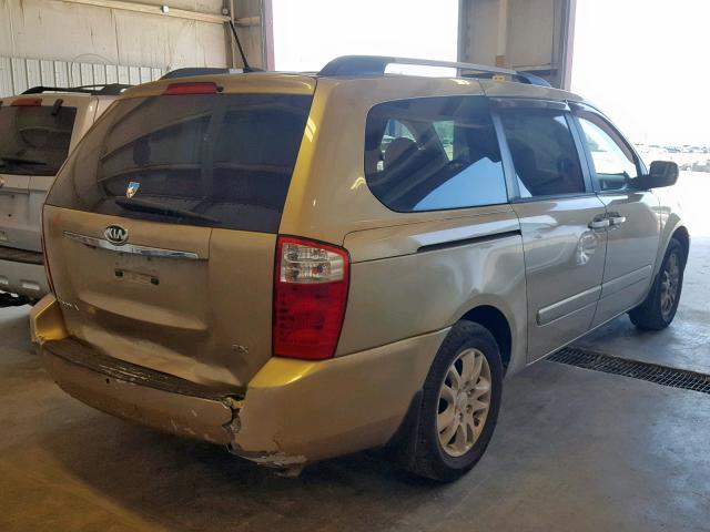 KNDMG4C36A6338480 - 2010 KIA SEDONA LX GOLD photo 4