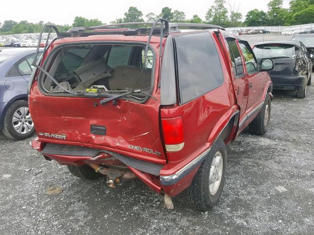 1GNDT13W7V2249994 - 1997 CHEVROLET BLAZER RED photo 4