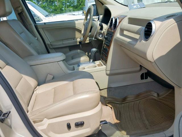 1FMDK06166GA53311 - 2006 FORD FREESTYLE BEIGE photo 5