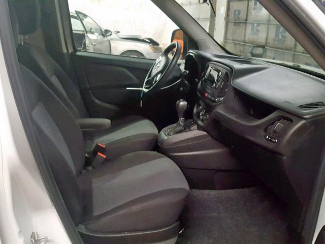 ZFBERFAT1F6A29994 - 2015 RAM PROMASTER 白色 照片 5