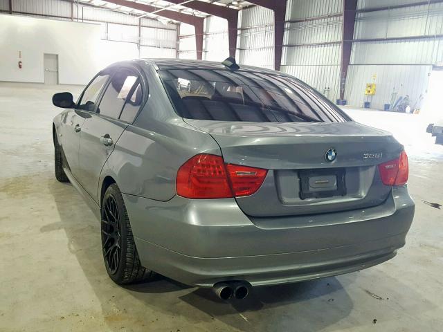 WBAPH73589A175091 - 2009 BMW 328 I CHARCOAL photo 3