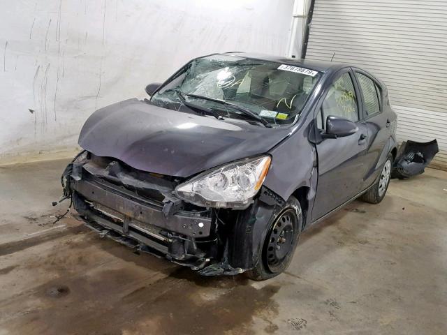 JTDKDTB32E1077802 - 2014 TOYOTA PRIUS C GRAY photo 2