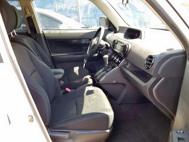 JTLZE4FE1EJ059311 - 2014 TOYOTA SCION XB 白色 照片 5