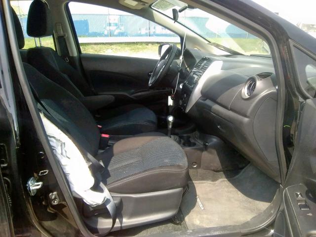 3N1CE2CP4JL364884 - 2018 NISSAN VERSA NOTE BLACK photo 5