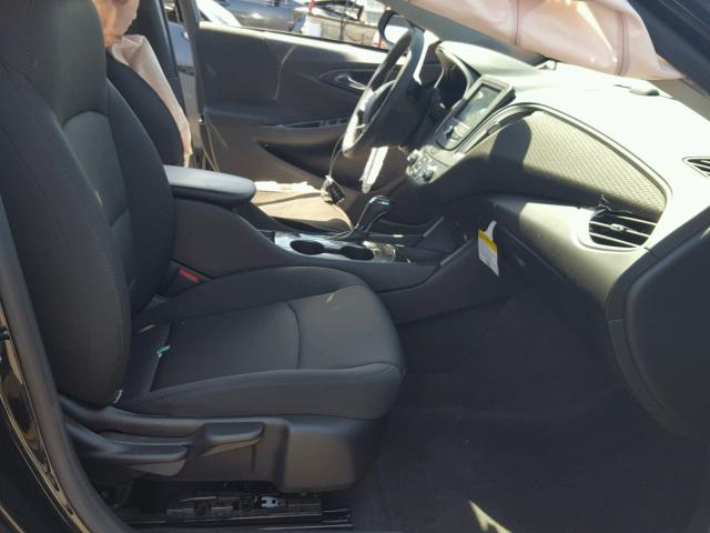 1G1ZB5ST8HF144693 - 2017 CHEVROLET MALIBU LS Графитовый фото 5