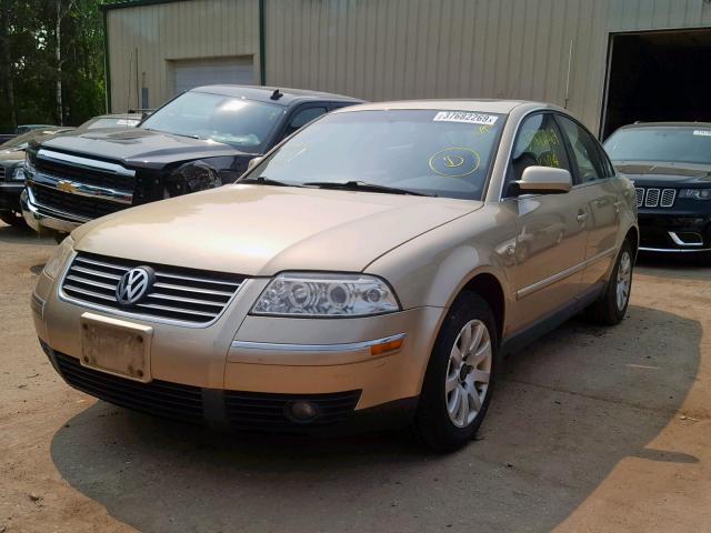 WVWPD63B41P140998 - 2001 VOLKSWAGEN PASSAT GLS TAN photo 2