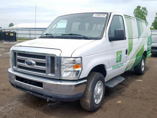 1FBSS3BL8BDB11374 - 2011 FORD ECONOLINE WHITE photo 2