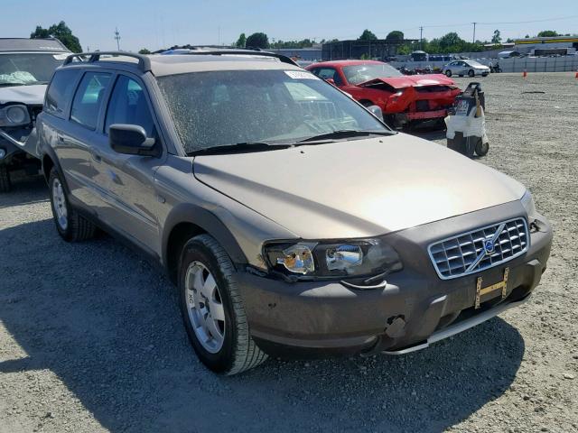 YV1SZ59H941146539 - 2004 VOLVO XC70 GOLD photo 1