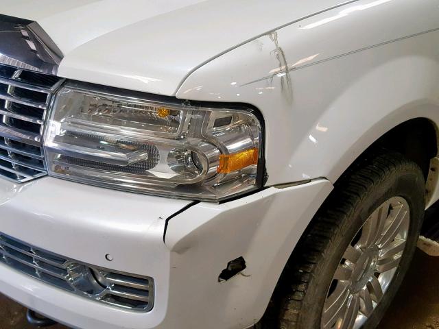 5LMJJ2J57CEL01517 - 2012 LINCOLN NAVIGATOR WHITE photo 9