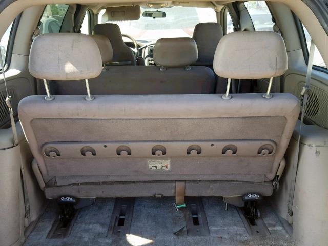 1B4GP253X2B643226 - 2002 DODGE CARAVAN SE GRAY photo 9