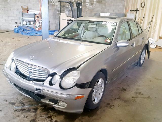 WDBUF65J03A342016 - 2003 MERCEDES-BENZ E 320 SILVER photo 2