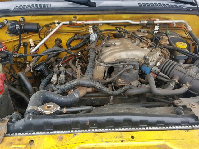 5N1ED28T33C660293 - 2003 NISSAN XTERRA XE YELLOW photo 7