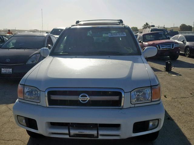 JN8DR09Y73W821974 - 2003 NISSAN PATHFINDER WHITE photo 9