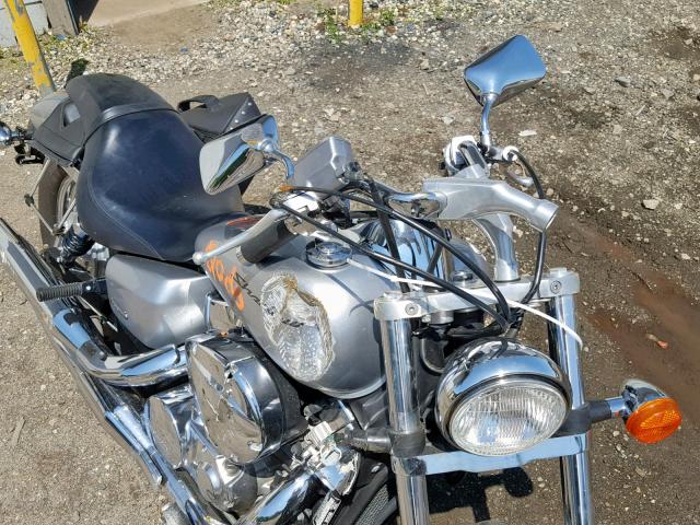 JH2RC53028K110014 - 2008 HONDA VT750 C2 SILVER photo 9