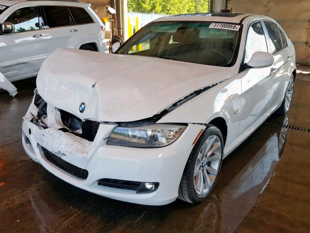 WBAPH5C53BF093797 - 2011 BMW 328 I SULE WHITE photo 2