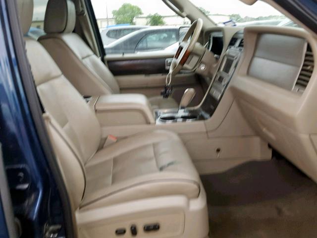 5LMFU27597LJ10266 - 2007 LINCOLN NAVIGATOR BLUE photo 5