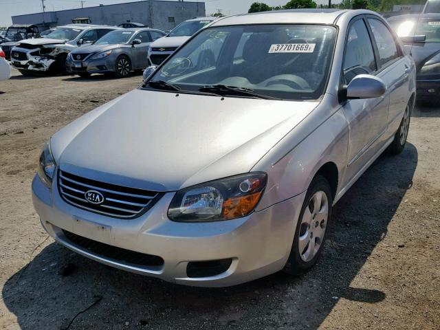 KNAFE221795650552 - 2009 KIA SPECTRA EX SILVER photo 2