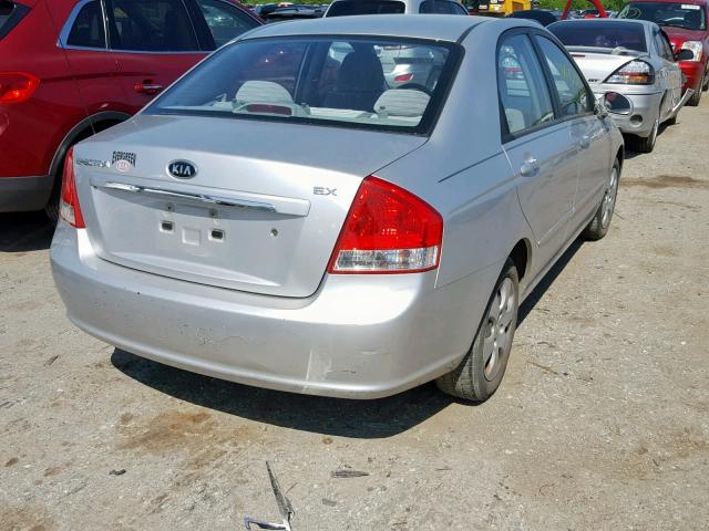 KNAFE221795650552 - 2009 KIA SPECTRA EX SILVER photo 4