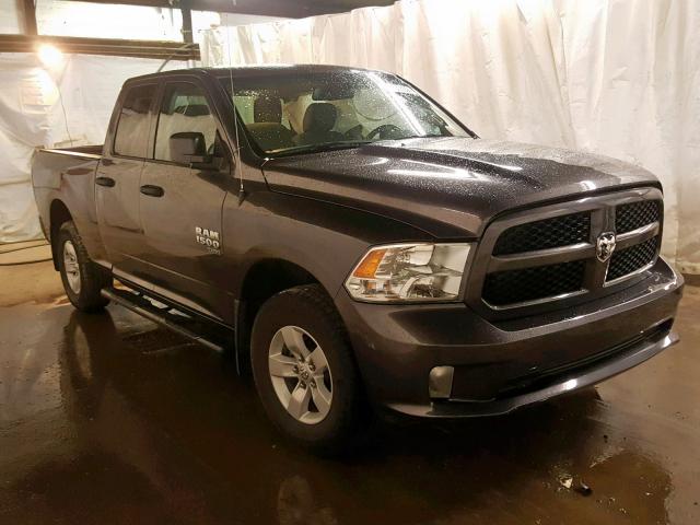 1C6RR7FG6KS533706 - 2019 RAM 1500 CLASS GRAY photo 1