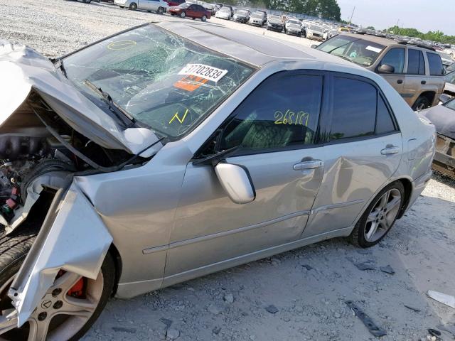 JTHBD182210022199 - 2001 LEXUS IS 300 SILVER photo 9