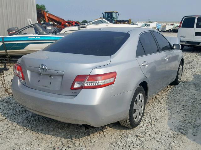 4T1BF3EK2BU679361 - 2011 TOYOTA CAMRY BASE SILVER photo 4