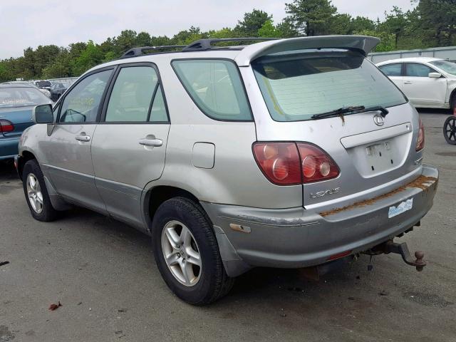 JT6HF10U3Y0111252 - 2000 LEXUS RX 300 SILVER photo 3