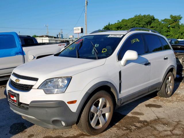 3GNAL2EK7CS595404 - 2012 CHEVROLET CAPTIVA SP WHITE photo 2