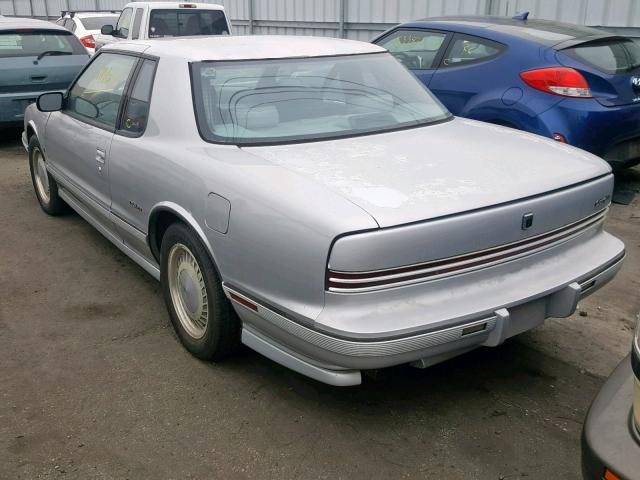 1G3EV13L9MU306003 - 1991 OLDSMOBILE TORONADO T SILVER photo 3