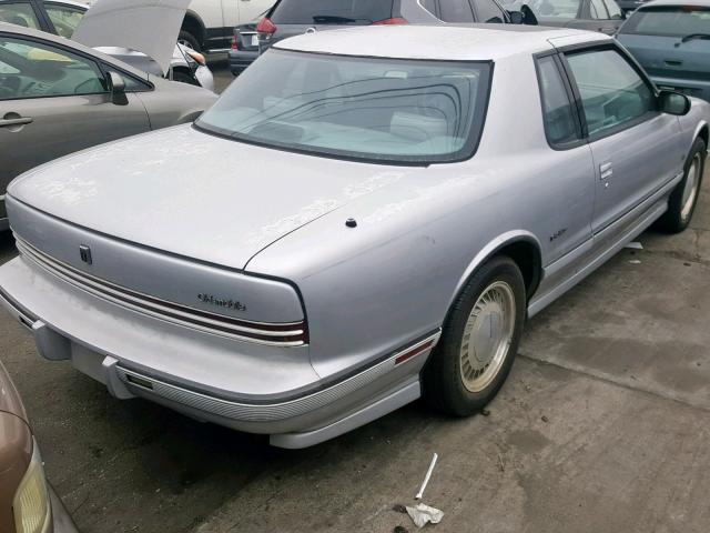 1G3EV13L9MU306003 - 1991 OLDSMOBILE TORONADO T SILVER photo 4