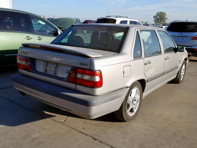 YV1LS5727T1284263 - 1996 VOLVO 850 SILVER photo 4