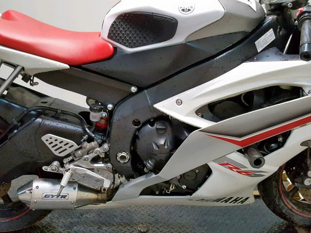 JYARJ16E89A016754 - 2009 YAMAHA YZFR6 WHITE photo 5