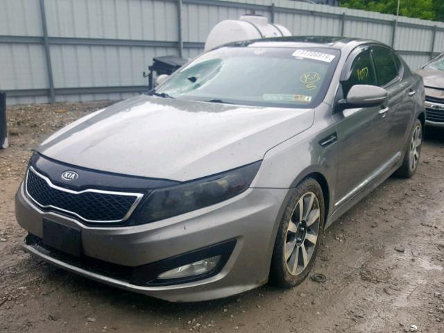 5XXGR4A65CG002313 - 2012 KIA OPTIMA SX GRAY photo 2