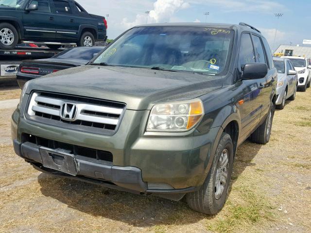 5FNYF18126B028655 - 2006 HONDA PILOT LX GREEN photo 2