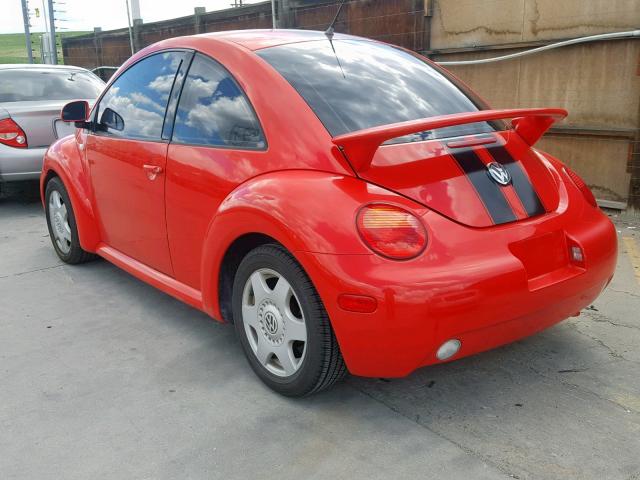 3VWCA21C2YM415387 - 2000 VOLKSWAGEN NEW BEETLE წითელი ფოტო 3