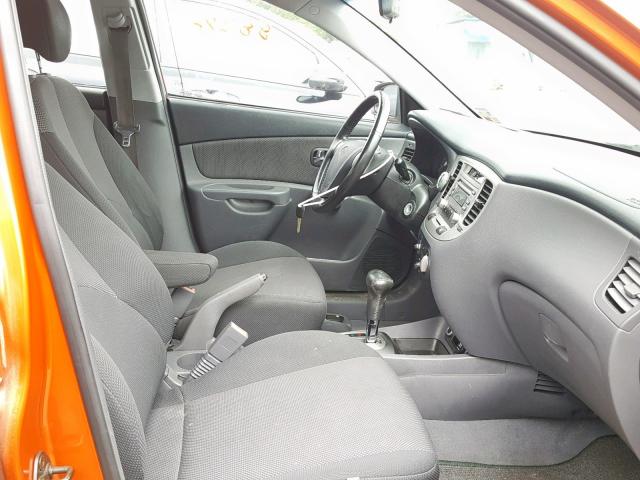 KNADE163866144179 - 2006 KIA RIO 5 ORANGE photo 5