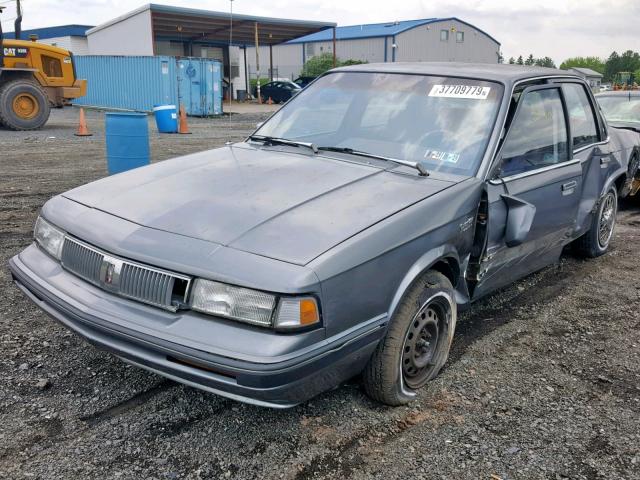 1G3AJ54N6L6352084 - 1990 OLDSMOBILE CUTLASS CI GRAY photo 2