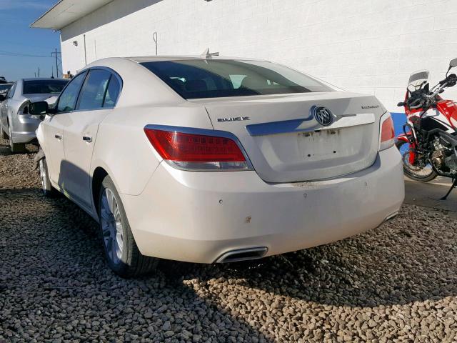 1G4GC5E39DF284667 - 2013 BUICK LACROSSE CREAM photo 3