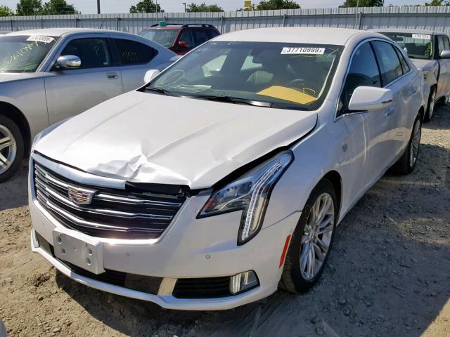 2G61M5S35K9121762 - 2019 CADILLAC XTS LUXURY WHITE photo 2