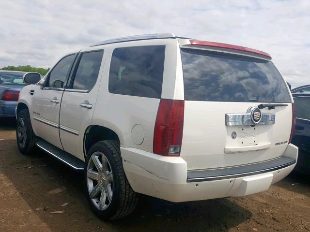 1GYFK63837R394067 - 2007 CADILLAC ESCALADE L WHITE photo 3