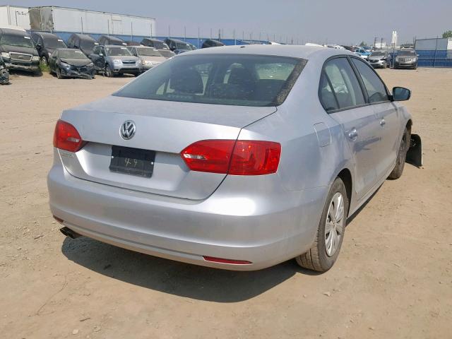 3VW2K7AJ7EM249304 - 2014 VOLKSWAGEN JETTA BASE SILVER photo 4