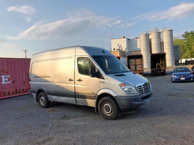 WDYPE7CC3B5606255 - 2011 FREIGHTLINER SPRINTER 2 GRAY photo 1